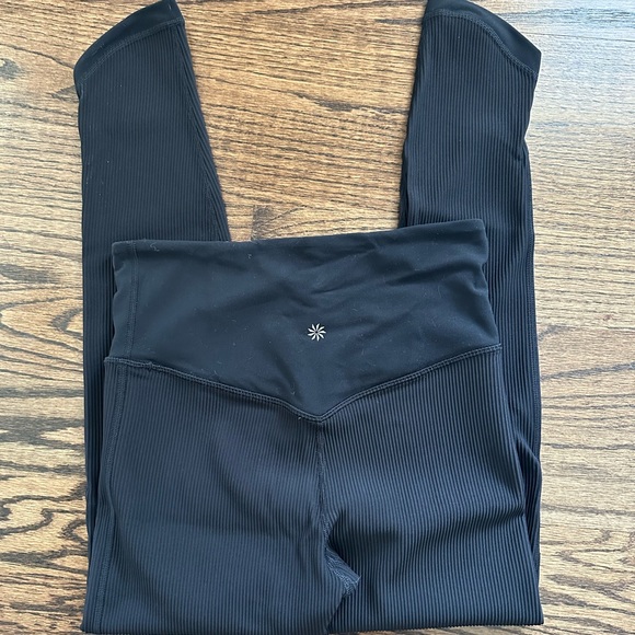 Never Worn Ribbed Athleta Legging - Picture 1 of 3